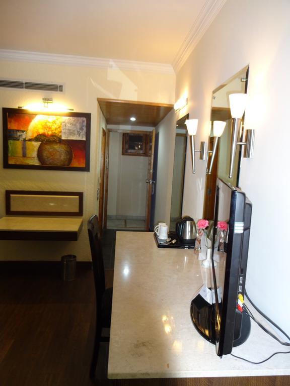 Hotel Combermere Shimla Esterno foto