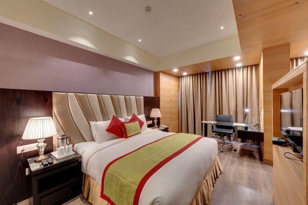 Hotel Combermere Shimla Esterno foto