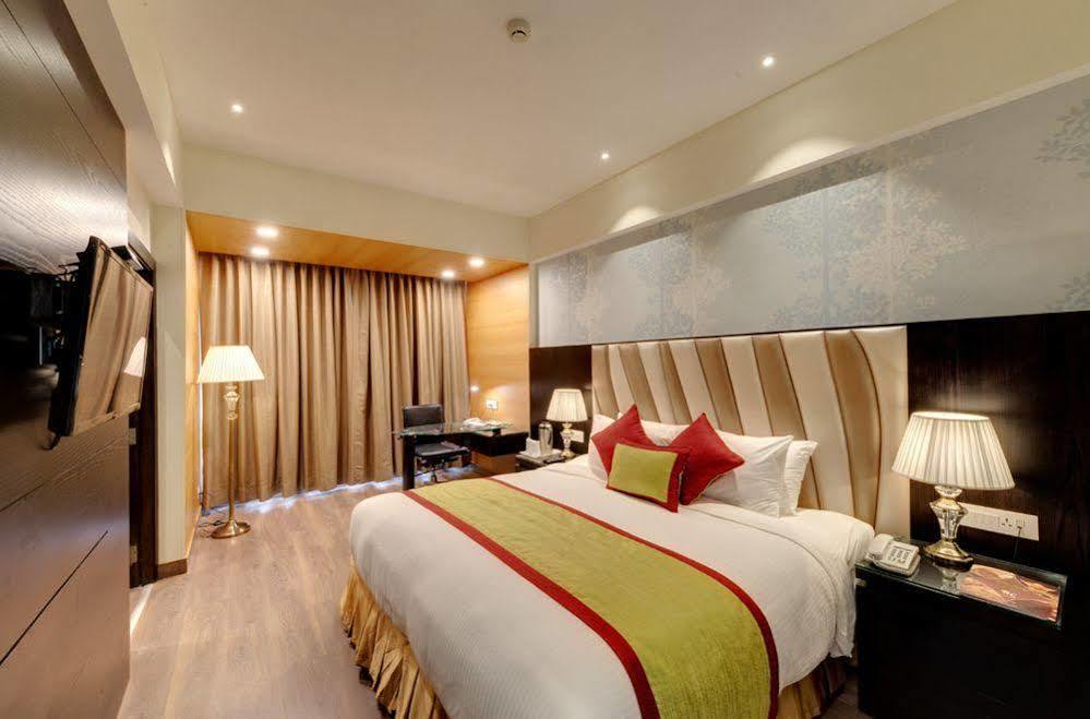 Hotel Combermere Shimla Esterno foto
