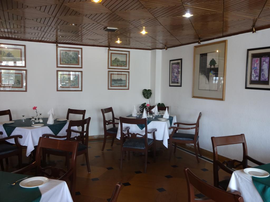 Hotel Combermere Shimla Esterno foto