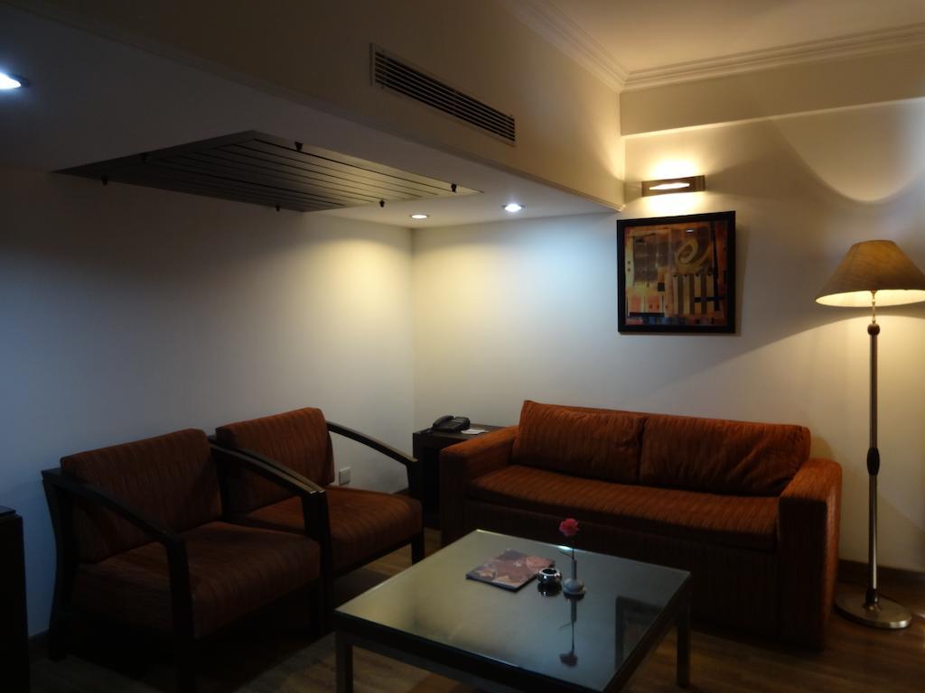 Hotel Combermere Shimla Esterno foto