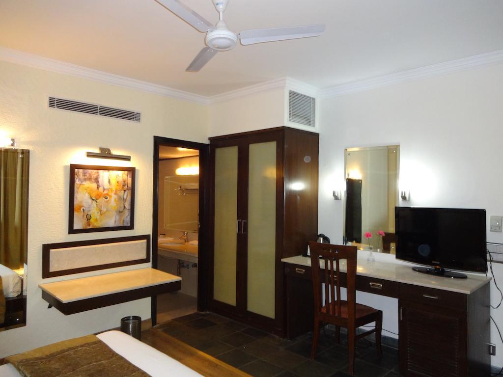 Hotel Combermere Shimla Esterno foto