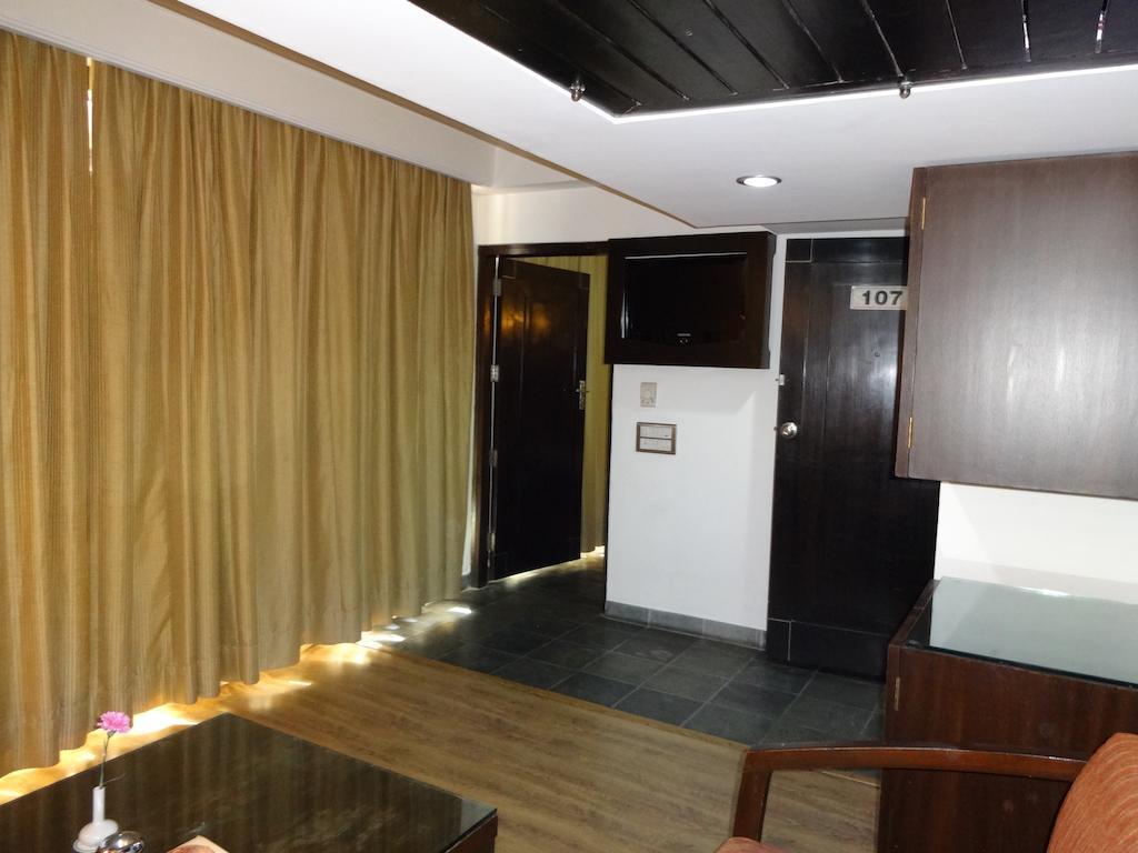 Hotel Combermere Shimla Esterno foto